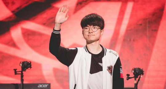 为观众献上 为观众献上